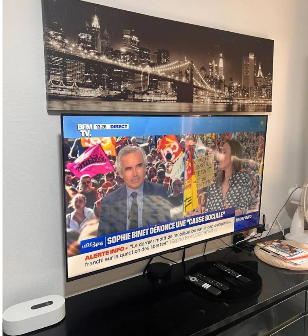 Studio Pour Deux Face A La Tour Eiffel Paris