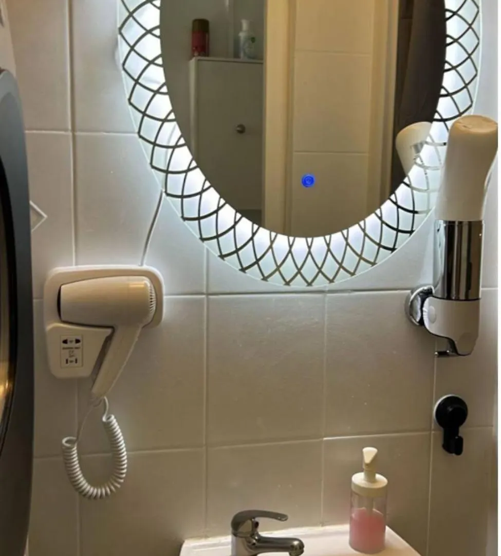 Apartment Studio Pour Deux Face A La Tour Eiffel Paris France